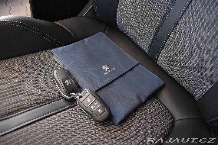 Peugeot 5008 1.5HDI*ČR*1.MAJ*7.MÍST 2021