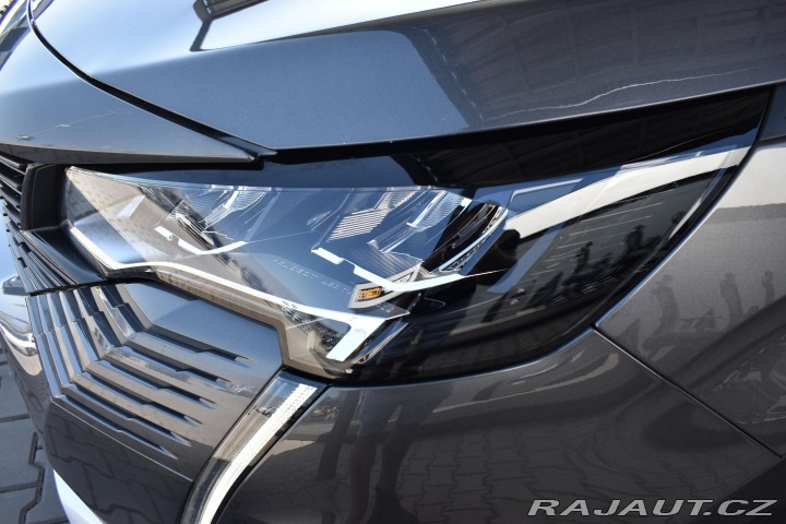 Peugeot 5008 1.5BHDi*REZERVACE* 2021