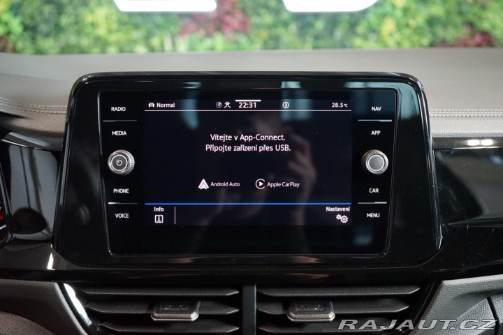 Volkswagen T-Roc 1.5 TSI*R-LINE*PEOPLE*ACC 2024