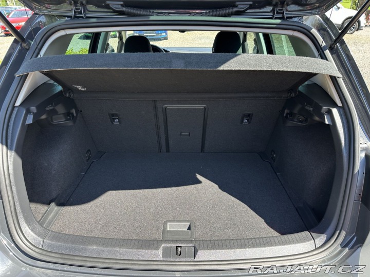 Volkswagen Golf 1,2TSI 81kW LOUNGE NAVI 2015