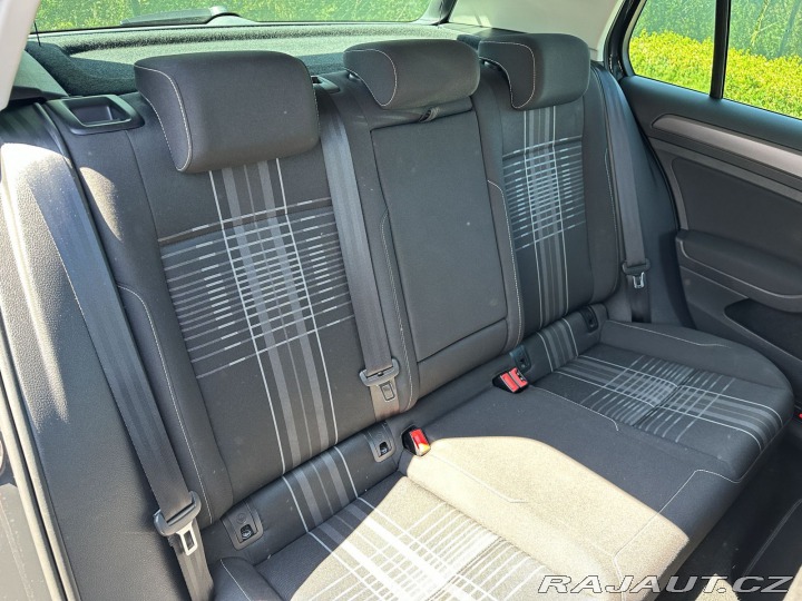 Volkswagen Golf 1,2TSI 81kW LOUNGE NAVI 2015