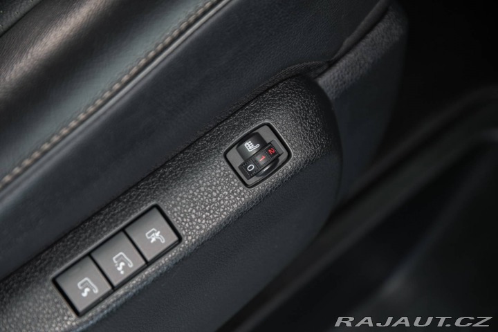 Opel Ostatní modely Zafira Life 2.0 CDTI 177k M Business 2020