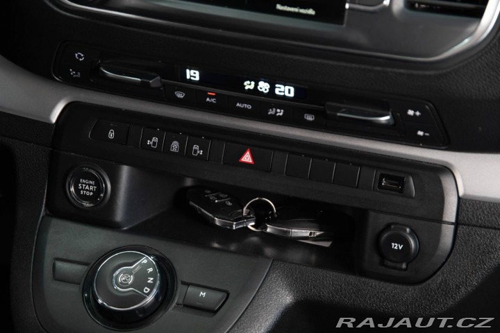 Opel Ostatní modely Zafira Life 2.0 CDTI 177k M Business 2020