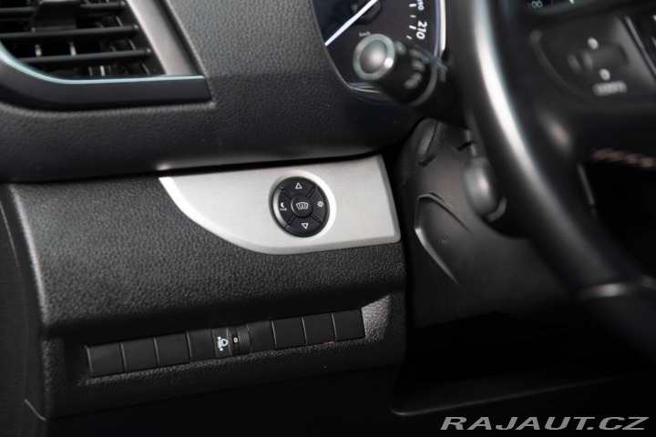 Opel Ostatní modely Zafira Life 2.0 CDTI 177k M Business 2020