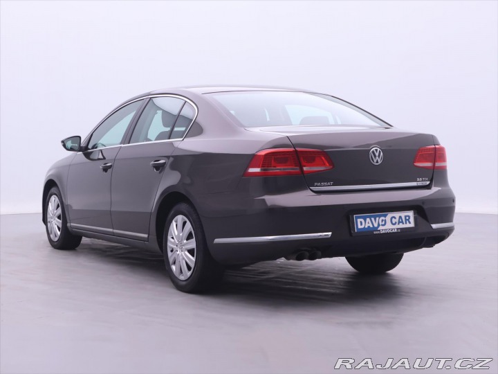 Volkswagen Passat 2,0 TDI 103kW DSG CZ Xeno 2012