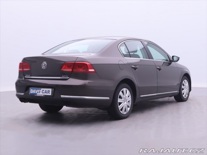 Volkswagen Passat 2,0 TDI 103kW DSG CZ Xeno 2012