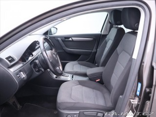 Volkswagen Passat 2,0 TDI 103kW DSG CZ Xeno 2012