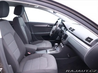 Volkswagen Passat 2,0 TDI 103kW DSG CZ Xeno 2012