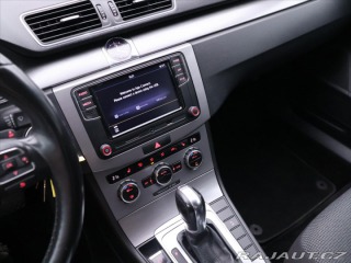Volkswagen Passat 2,0 TDI 103kW DSG CZ Xeno 2012