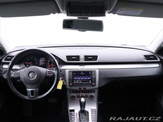 Volkswagen Passat 2,0 TDI 103kW DSG CZ Xeno 2012