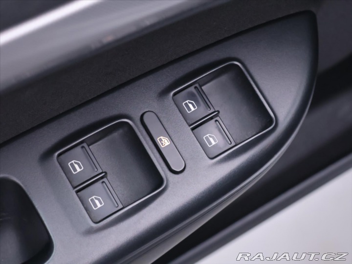 Škoda Octavia 1,6 TDI 77kW CZ Elegance 2011