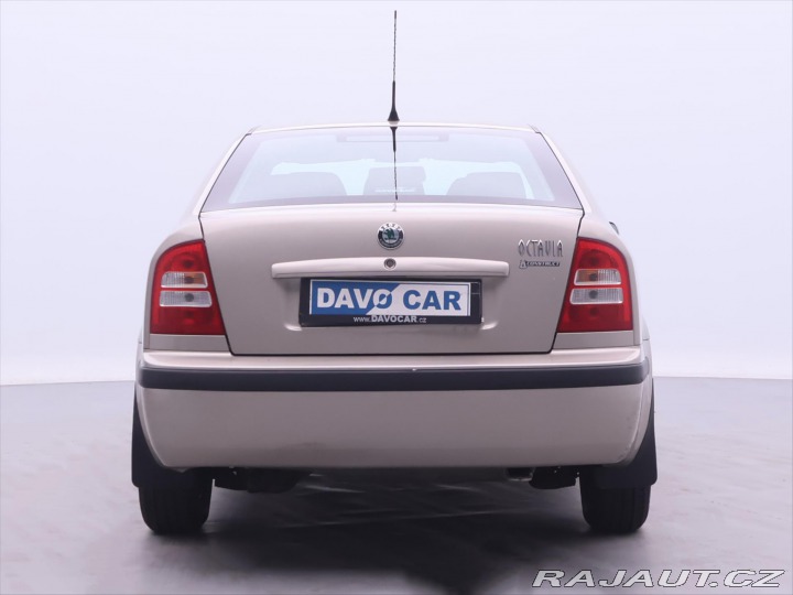 Škoda Octavia 1,6 i 75kW CZ Serv.Kniha 2004