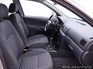Škoda Octavia 1,6 i 75kW CZ Serv.Kniha 2004