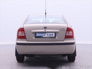 Škoda Octavia 1,6 i 75kW CZ Serv.Kniha 2004