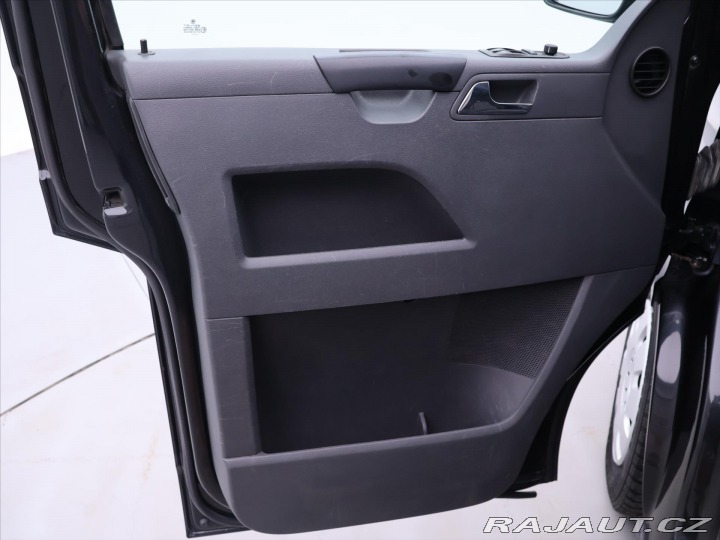 Volkswagen Caravelle 1,9 TDI 75kW 8-Míst 2007