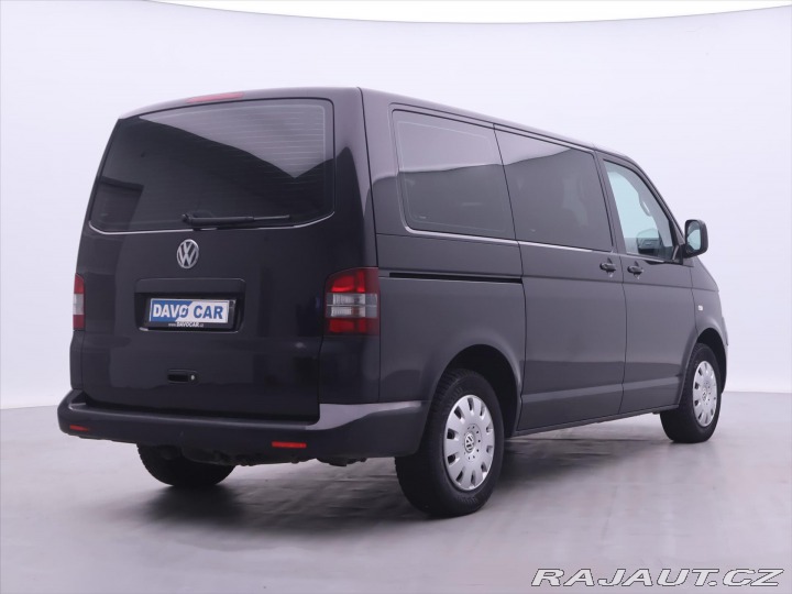 Volkswagen Caravelle 1,9 75kW CD 8.míst 2007