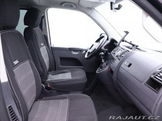 Volkswagen Caravelle 1,9 75kW CD 8.míst 2007