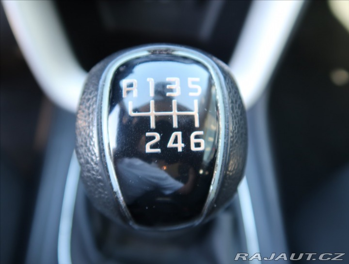Kia Ceed 1,4 CRDi KLIMA 2012