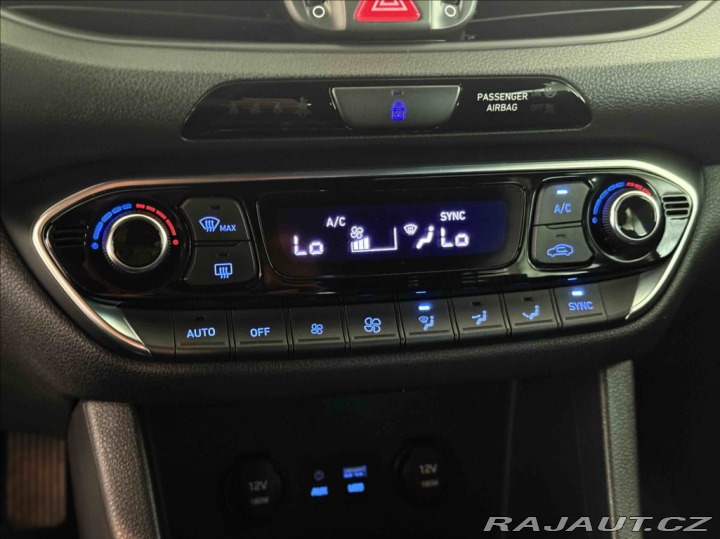 Hyundai i30 1,4 T-GDI STYLE 1.MAJITEL 2018
