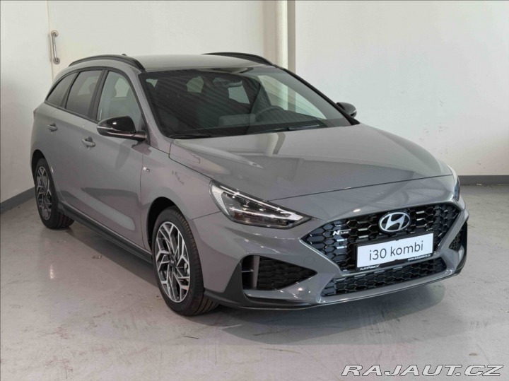 Hyundai i30 1,0 T-GDI NLINE SAFETY AT 2025