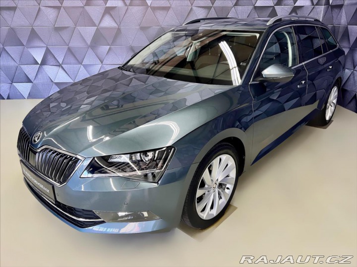 Škoda Superb 2,0 TDI 140 KW 4x4 DSG ST 2019