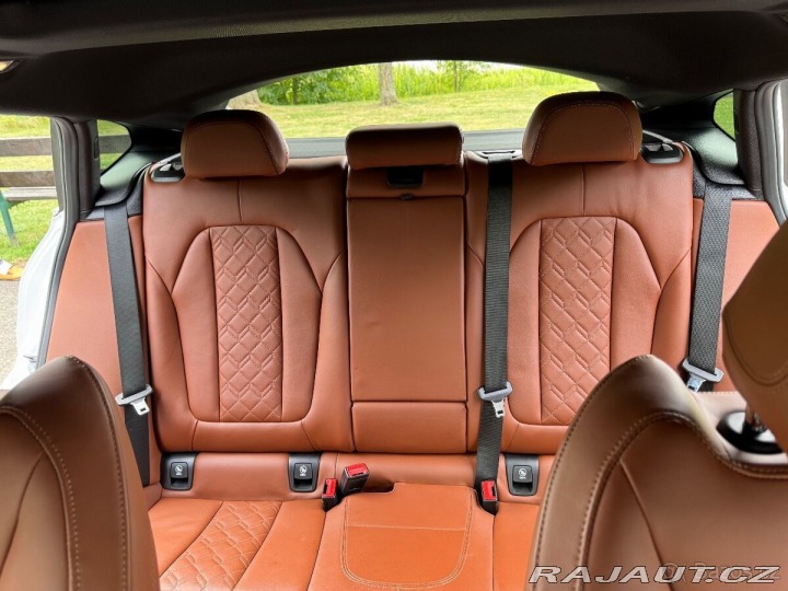 BMW X4 G02 INDIVIDUAL X drive 30 2019