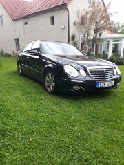 Mercedes-Benz  211 2,2   e 211