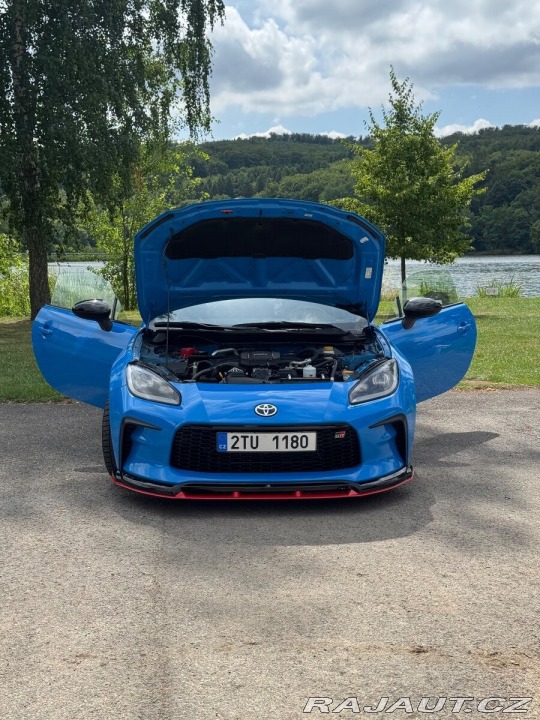 Toyota GR86 2,4 Executive 1800