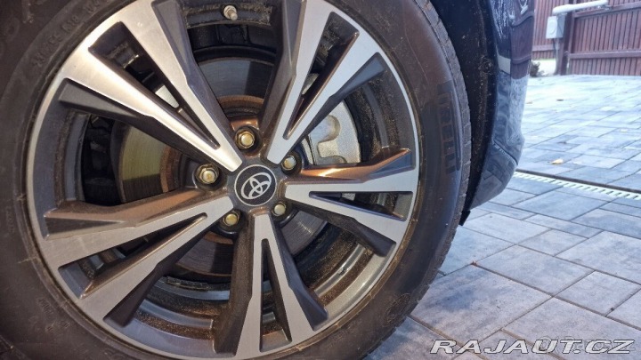 Toyota Ostatní modely Sienna 3,5 v6.4×4 2011