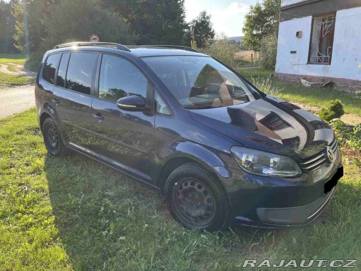 Volkswagen Touran 1,6 TDI 77kw 201 2010