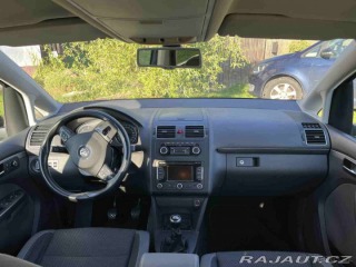 Volkswagen Touran 1,6 TDI 77kw 201 2010