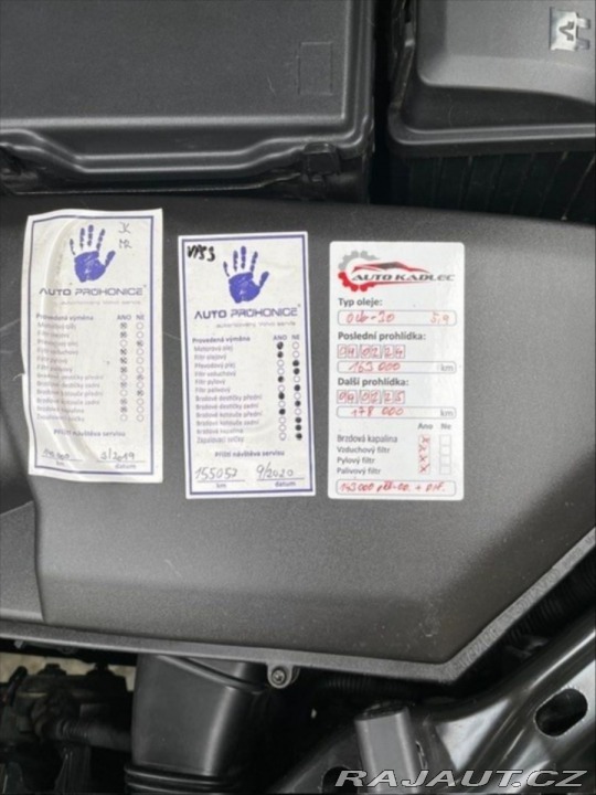Volvo XC60 2,4 D5 R-DESING 158kW 1 2013