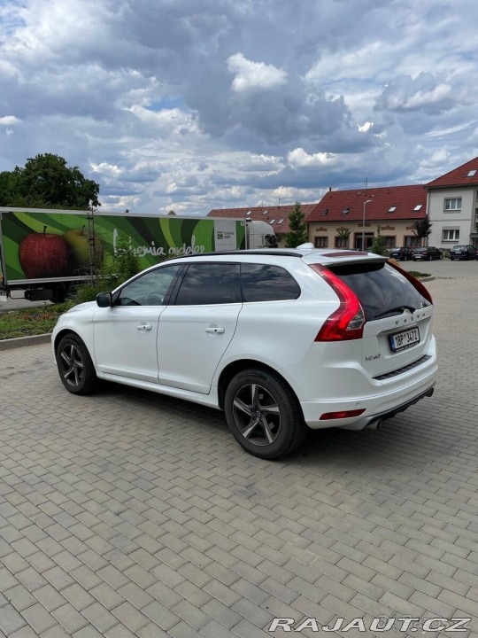 Volvo XC60 2,4 D5 R-DESING 158kW 1 2013