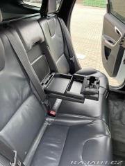 Volvo XC60 2,4   D5 R-DESING 158kW 1 2013