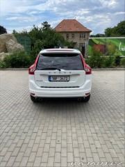 Volvo XC60 2,4   D5 R-DESING 158kW 1 2013