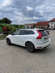 Volvo XC60 2,4   D5 R-DESING 158kW 1 2013