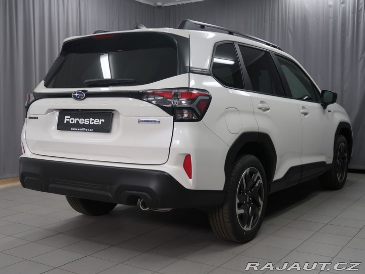 Subaru Forester COMFORT 4X4. K ODBĚRU IHN 2025