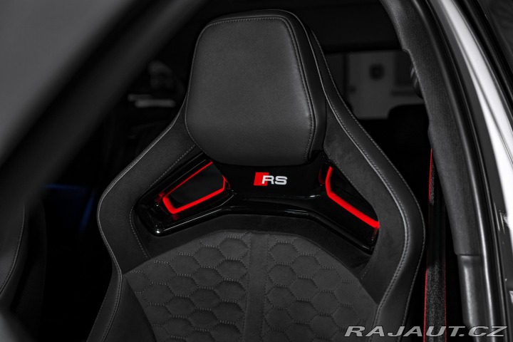 Audi RS4 CompetitionPLUS/KARBON/MM 2023