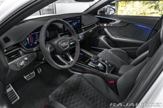 Audi RS4 CompetitionPLUS/KARBON/MM 2023