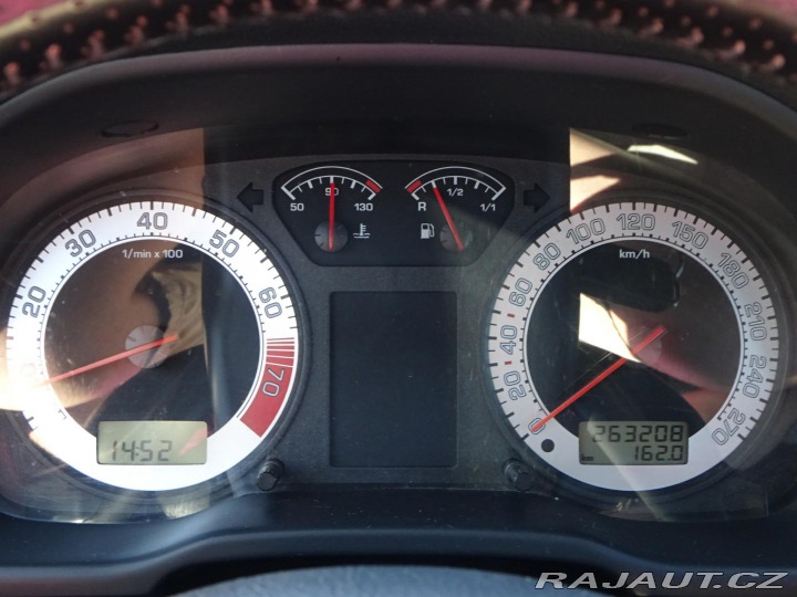 Škoda Octavia RS 1.8T 132kW LPG XENONY 2003