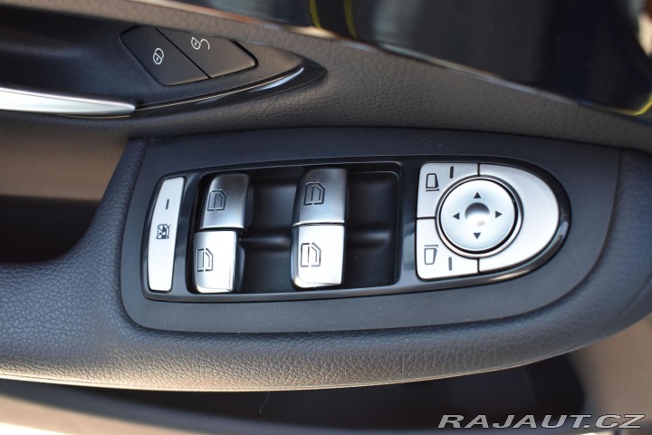 Mercedes-Benz GLC 220D 143KW*PANO*4MATIC*DP 2019