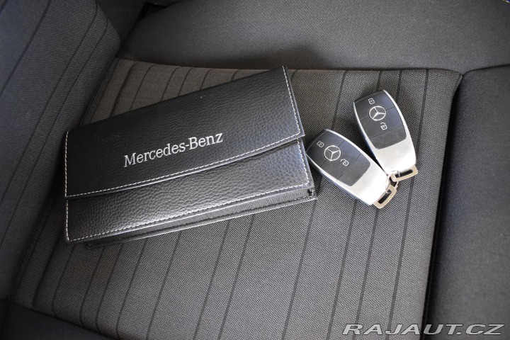 Mercedes-Benz GLC 220D 143KW*PANO*4MATIC*DP 2019