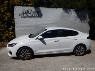 Hyundai i30 FASTBACK 1.0 GDI TURBO, Č