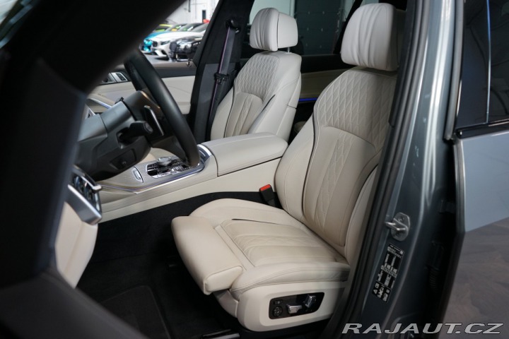 BMW X7 40d*xDRIVE*PANO*TAŽ*SERVI 2025