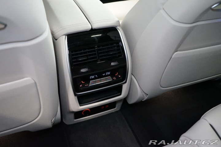 BMW X7 40d*xDRIVE*PANO*TAŽ*SERVI 2025