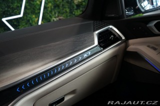BMW X7 40d*xDRIVE*PANO*TAŽ*SERVI 2025