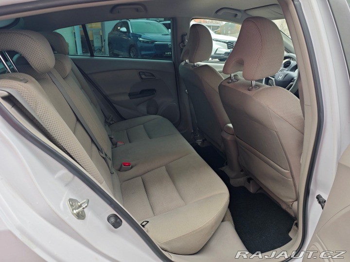 Honda Insight 1.3 IMA Hybrid REZERVACE 2009