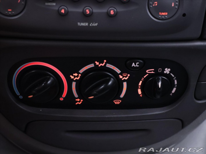 Renault Scénic 1,4 16V 70KW Klimatizace 2002