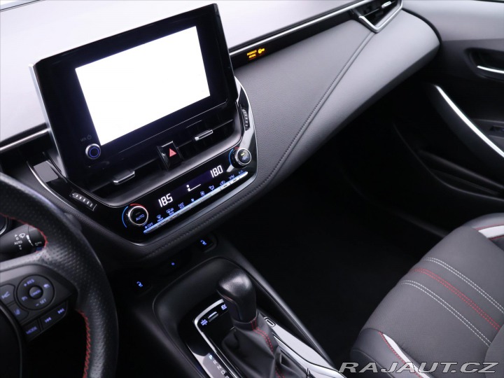 Toyota Corolla 1,8 Hybrid e-CVT 1.Maj DP 2022