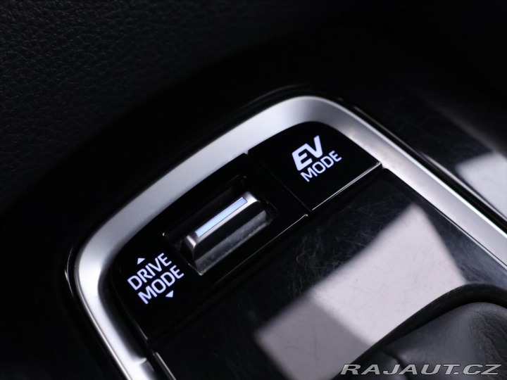 Toyota Corolla 1,8 Hybrid e-CVT 1.Maj DP 2022